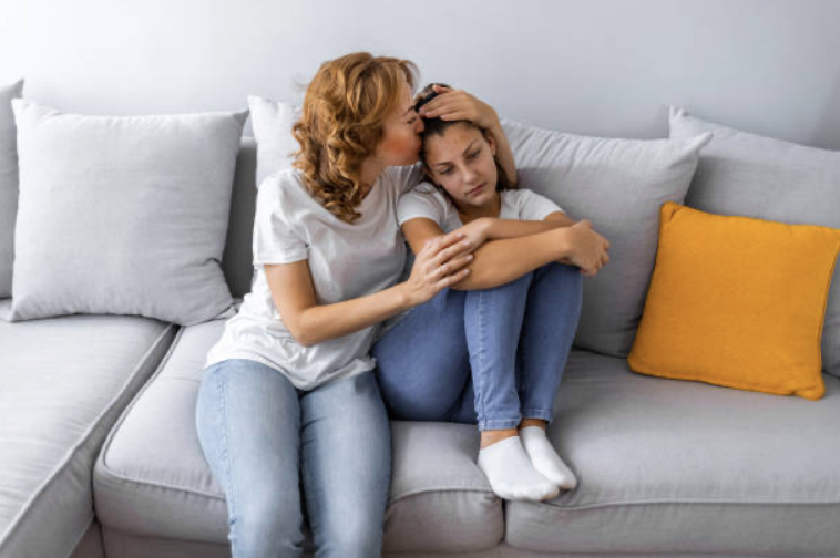 Những điều nên & không nên nói cho cha mẹ về chứng trầm cảm